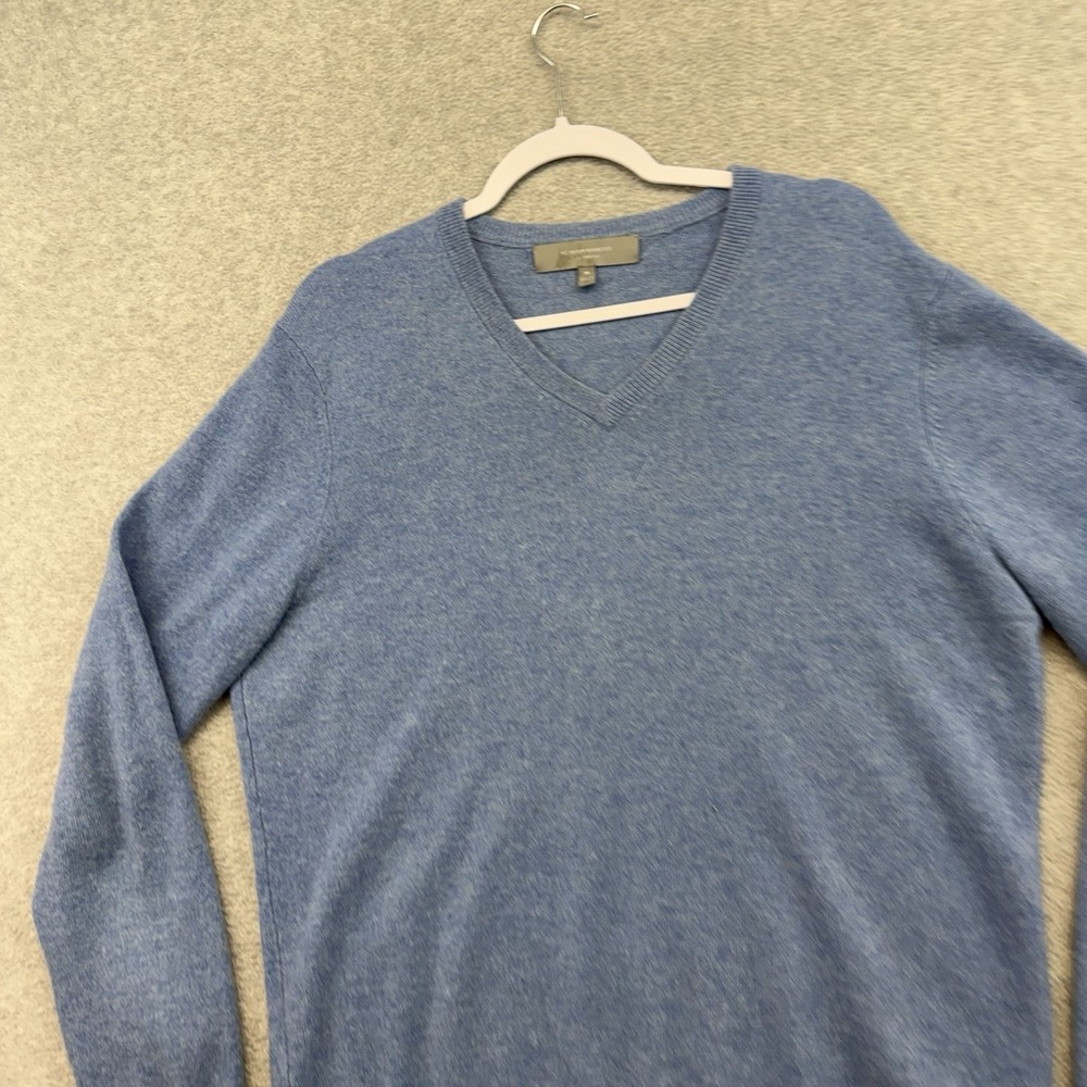 Neiman Marcus Sweater Mens Medium Blue 100% Cashmere V Neck Pullover Preppy - Picture 3 of 10